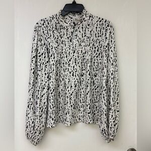 Maison d'Amélie Black and White Blouse Size L